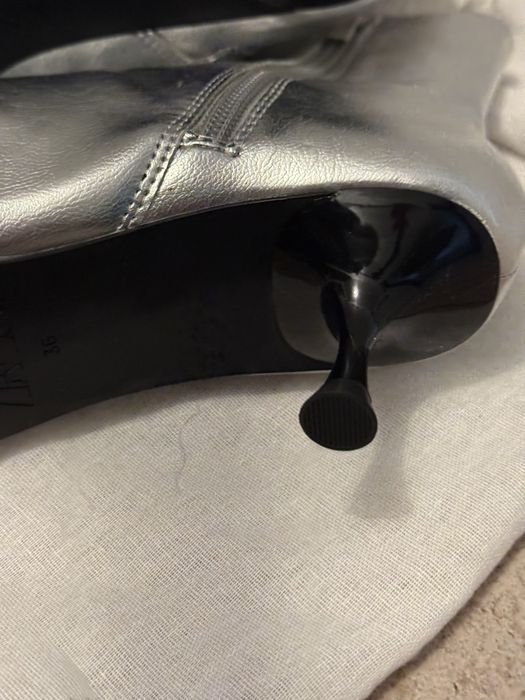 Сребристи боти ZARA, 36 номер