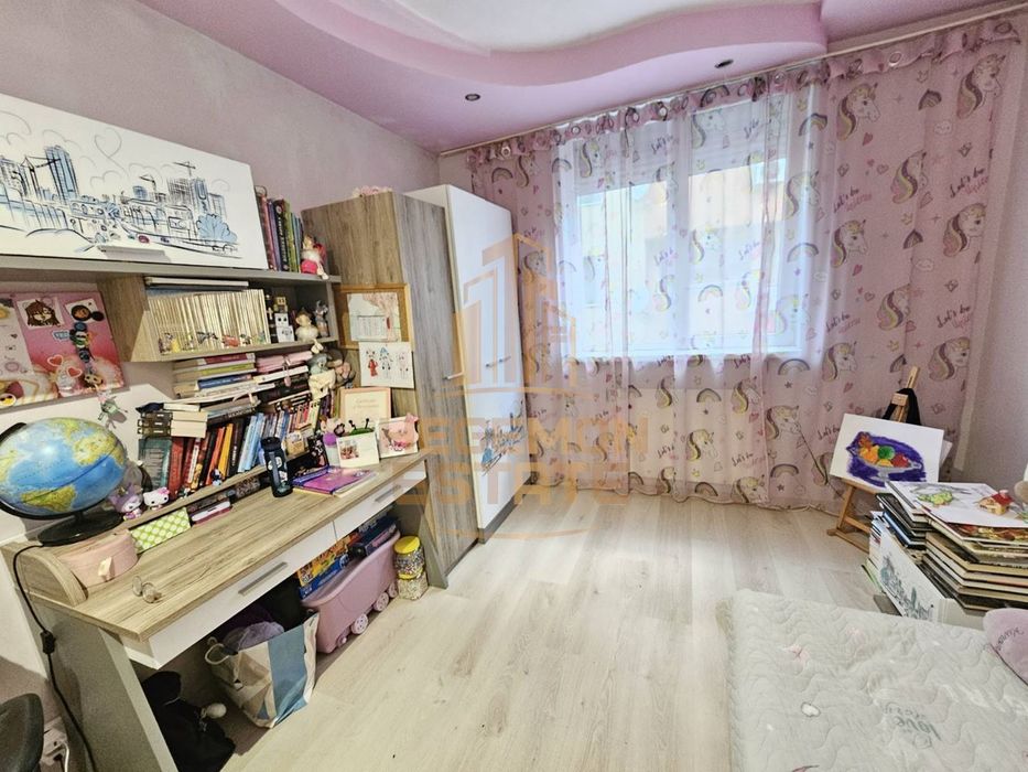 Продава се Четиристаен апартамент в Варна, Колхозен пазар - 93 кв.м за 1775 €/кв.м - Снимка #4