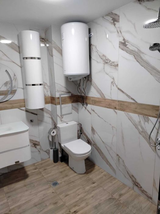 Дава се под наем Тристаен апартамент в Варна, Младост 1 - 100 кв.м за 816 € - Снимка #11