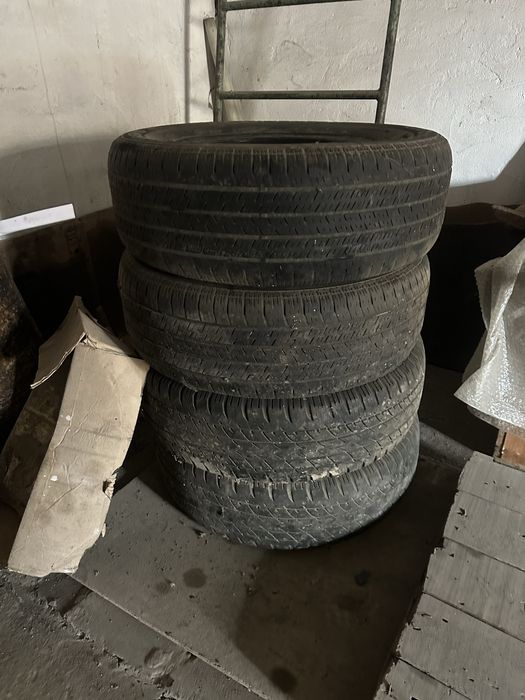 Продам Шины 225/65 R16