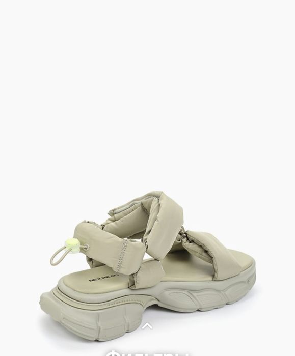 Босоножки женские.