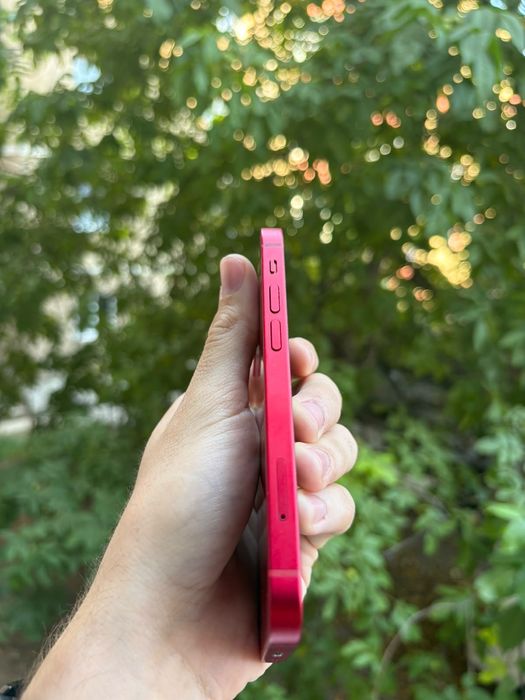 iPhone 13 mini Product Red