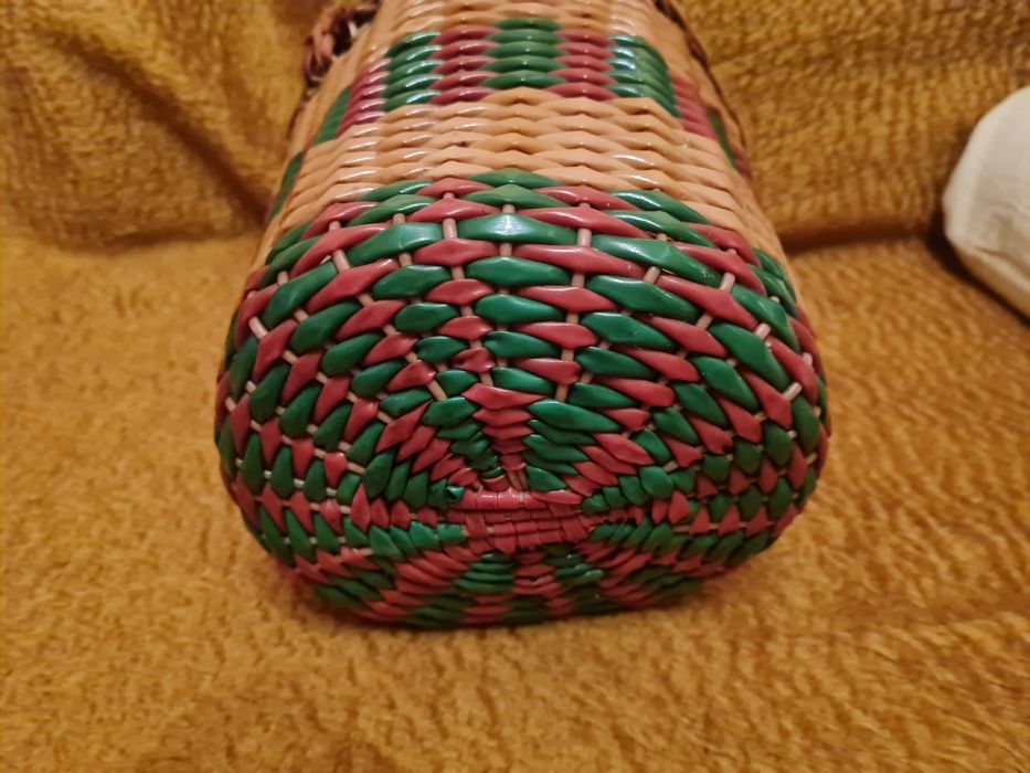 Плетена  кошница дебела пластмаса
