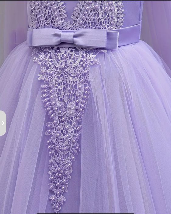 Продам шикарное сереневое платье