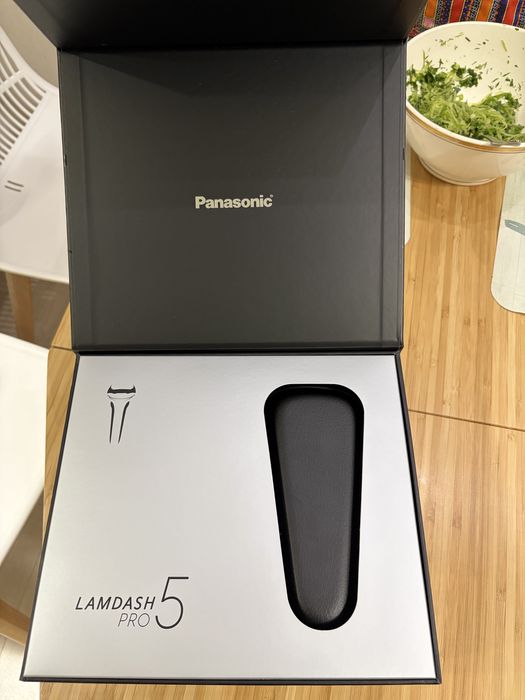 Panasonic ES-LV9W (Япония) электробритва с самоочисткой. Новая