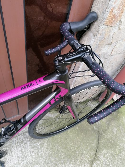 Шосеен GIANT - Liv  Carbon, 2*11 Shimano 105, хидравлични спирачки