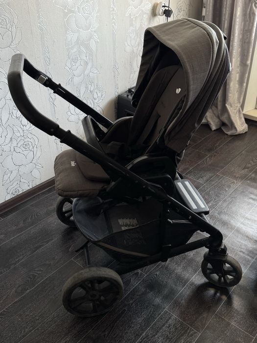 Коляска прогулочная бу