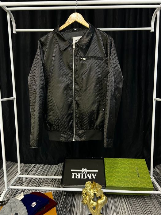 Geaca noua   Hugo Boss bomber - noua cu eticheta