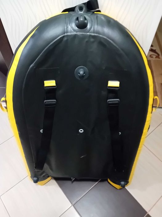 Лодка надуваема , помощна за водолази