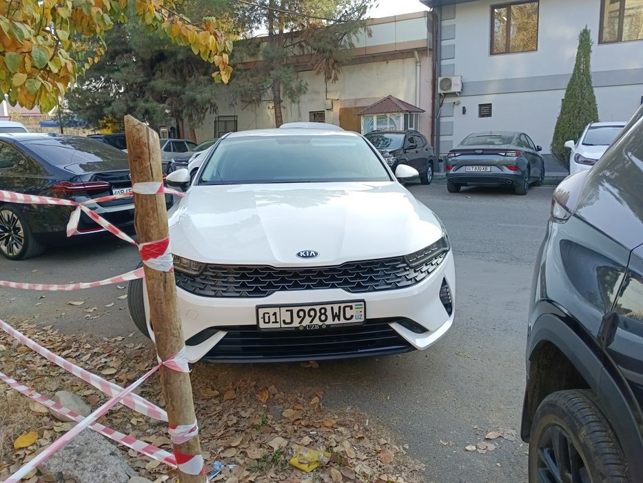 Kia k5 sotiladi boshiga 1500$ holati yahshi