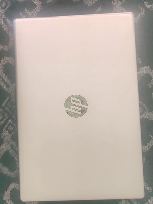 ORIGINAL HP Laptop 15 — AMD Ryzen 5 7000 Series + AMD Radeon Graphics.