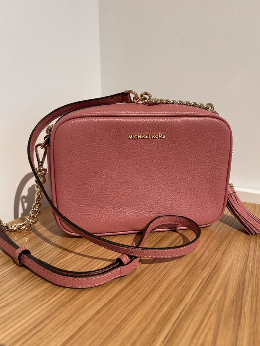 MICHAEL KORS чанта за настрани