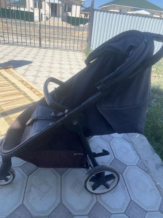 Продаю коляску в хорошем состояний