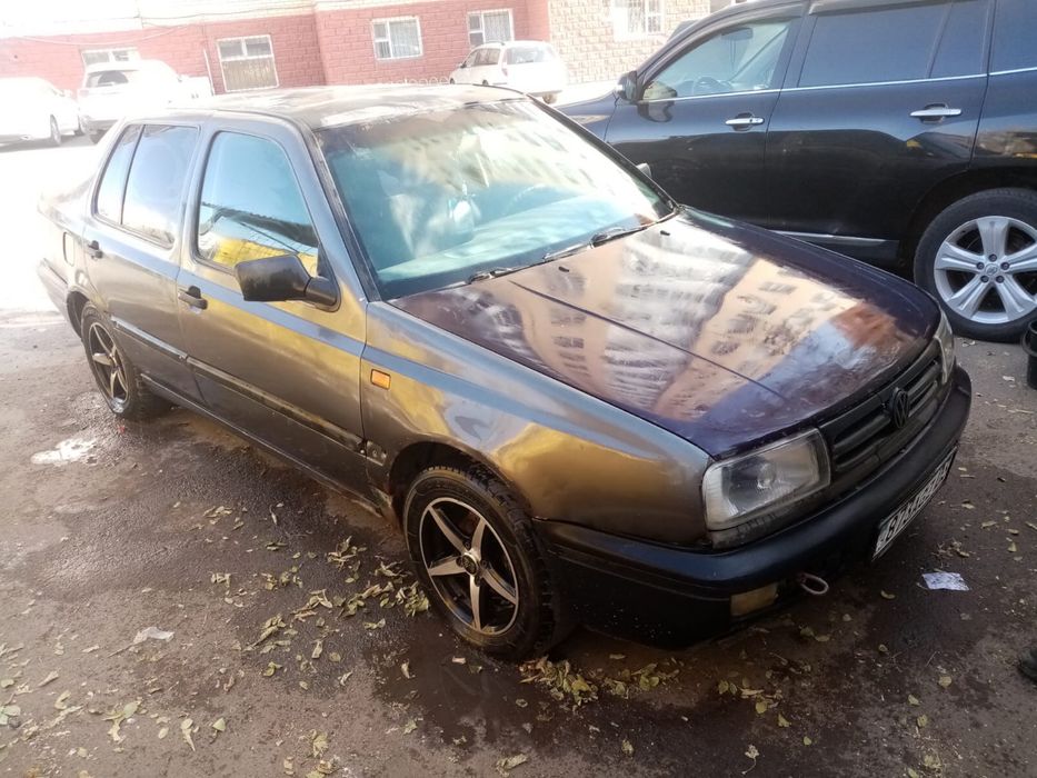 Volkswagen венто продам 1995г!!