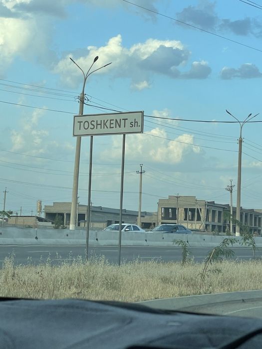 Уй сотилади- 6 сот.