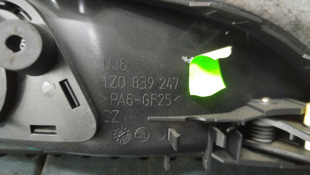 Maner interior stanga spate skoda octavia 2 1z 1z0839247