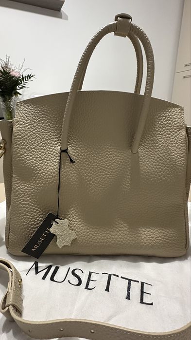 Geantă Musette,model Ariane GM,nouă,din piele naturală