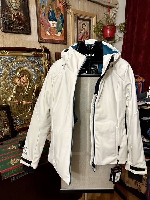 Colmar,Wellensteyn,Peak,Blauer,JOOP,Peuterey,EA7,Columbia,Shott,Blauer