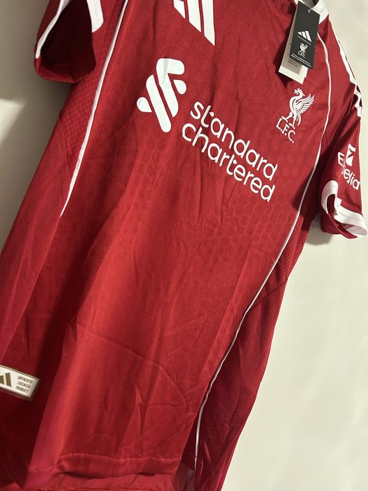 Liverpool FC футболен екип 25/26 Размер М ПРОМО!