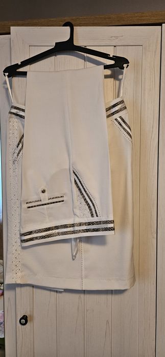 Rochii și costum 3 piese 170lei fiecare