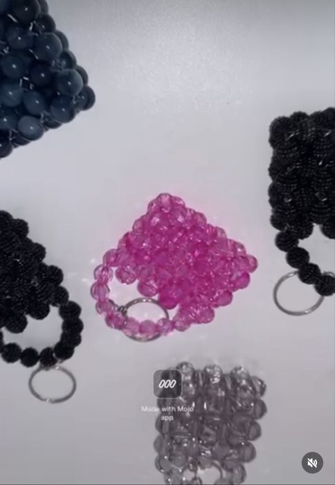 Ръчно изработена бутикова чанта от маниста