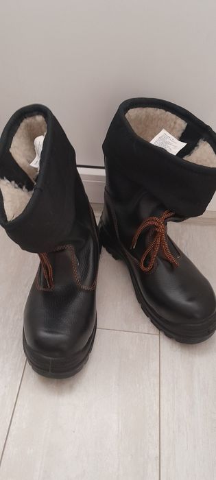 Продам, зимние сапоги