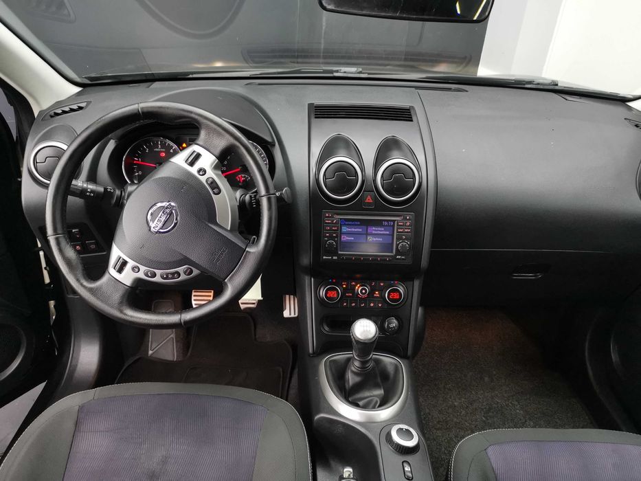 Nissan Qashqai+2/7 locuri//4x4//Navigatie//Camera//Pano