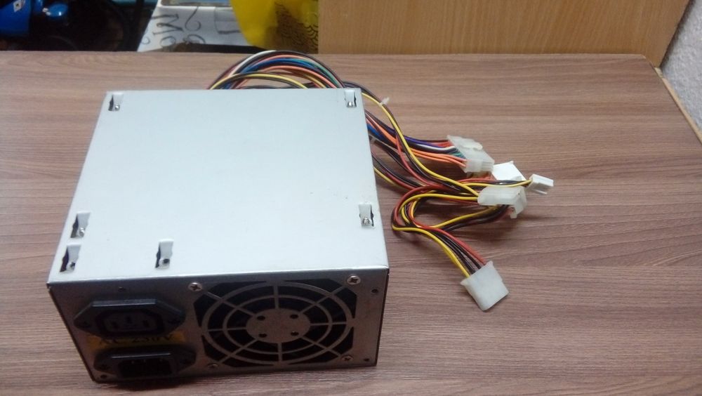 Блок питания 300 ват (рабочий)