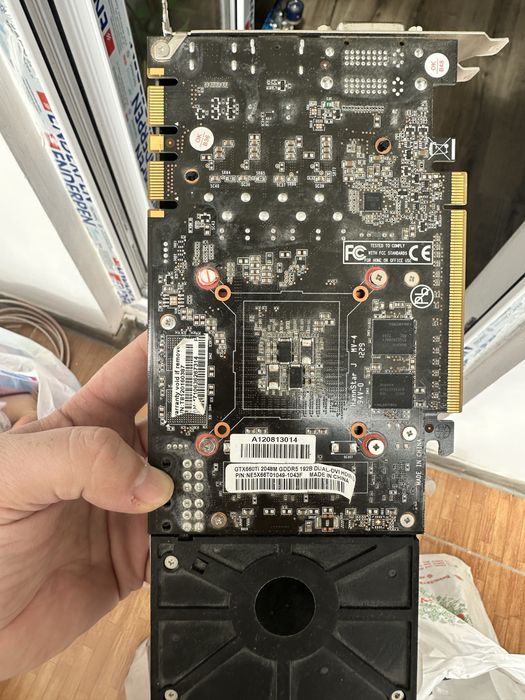 Продаю видеокарту GeForce 660 ti