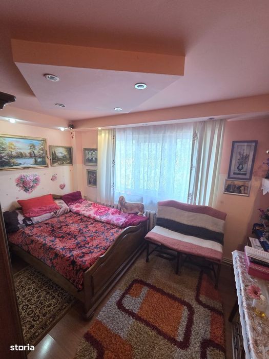 Etaj 2 - Alexandru - Zimbru - Apartament 3 camere - geam la baie