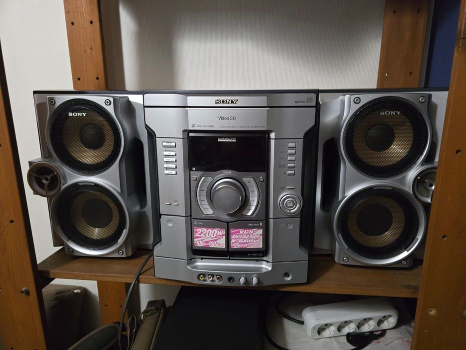 Музцентр Сони, Блютуз.