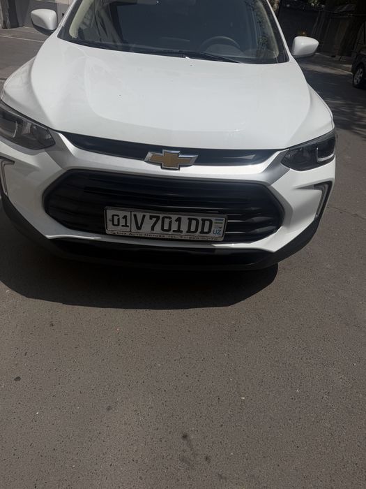 Trekker 2 sotiladi.Arendagayam beriladi.Bosh tolov qilinadi qogani oyi