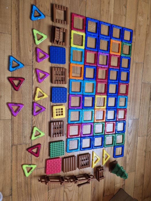 Продам магнитный конструктор б/ у