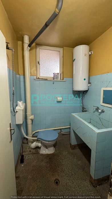 Продава се Двустаен апартамент в Търговище, Център - 68 кв.м за 612 €/кв.м - Снимка #8