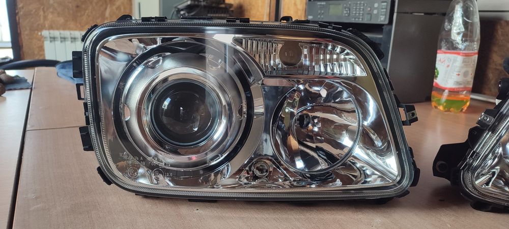 Фары на Actros mp3 галоген