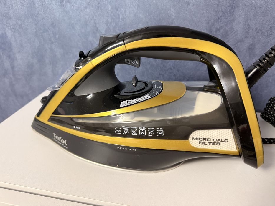 Fier de calcat Tefal profesional nou Ultimate Pure FV9865