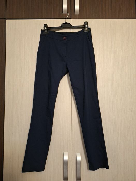 Pantaloni bleumarin
