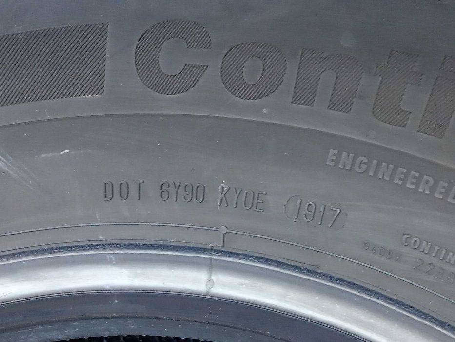 1 тежкотоварна гума 305/70R19.5 Continental Hybrid HS3 148/145M 18PR