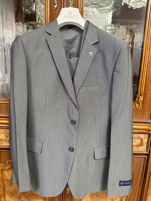 Костюм тройка мужская