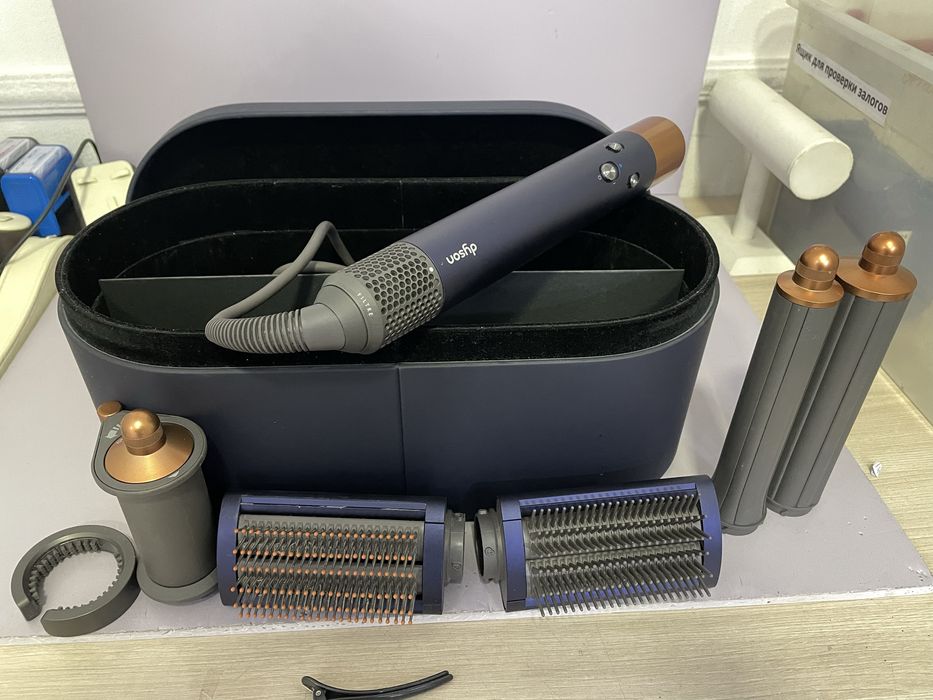 Стайлер Dyson HS05 / СА93574