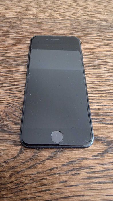 iPhone SE 2022 | 256 GB | Negru | Stare impecabilă