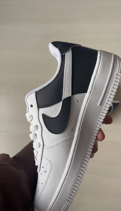 Custom Обувки Nike air force черно-бяло