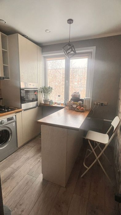 Продаётся 2 комнатная квартира