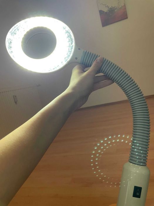 Vapozon cu Lupa Cosmetica LED 2 in 1