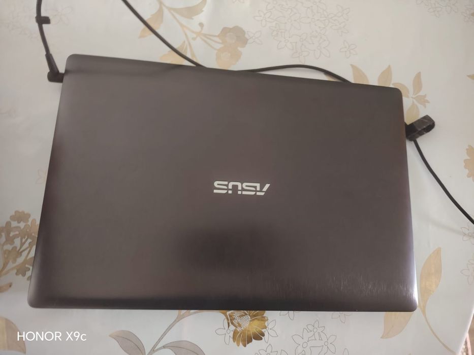 Ноутбук сатылады бағасын келісеміз срочна