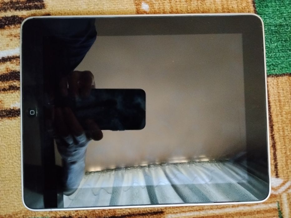 IPad (1-avlod) kollekisiya uchun holati yaxshi