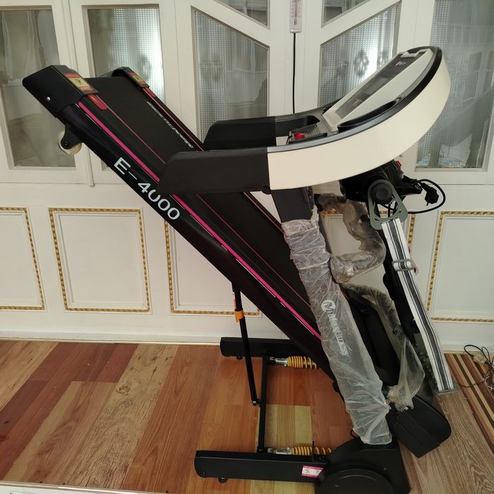 Беговая дорожка "M.Max Fitness" E- 4000. Юрак,КонБосмгача ку́рсатади