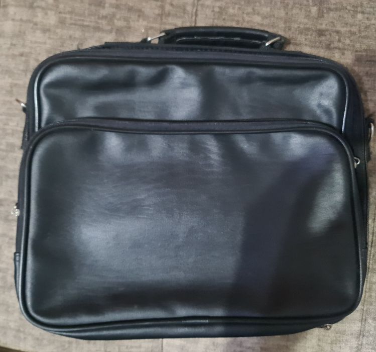 Geanta laptop din piele