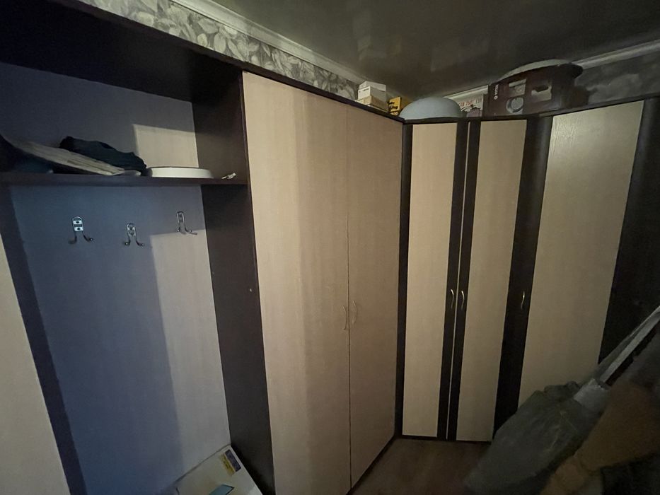 Шкаф в прихожую, угловой