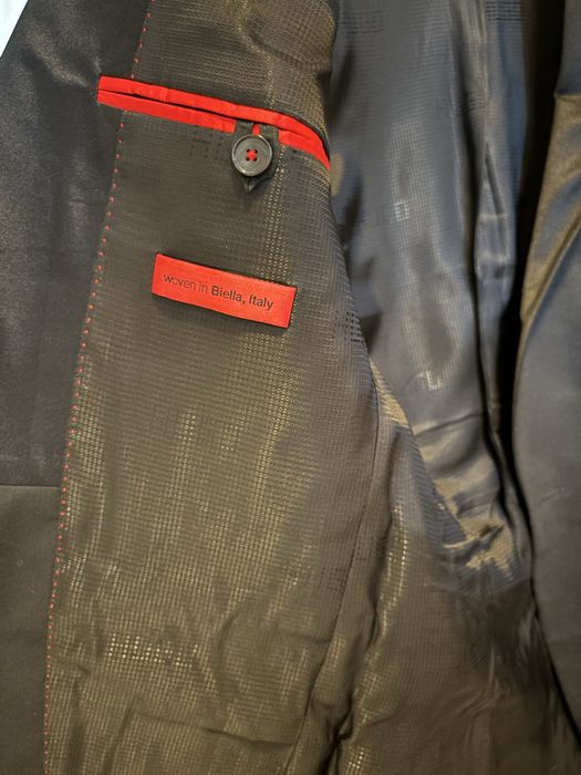 Sacou elegant Hugo Boss marimea S/46 purtat o singura data